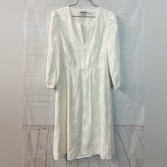Guideboat Dresses & Skirts - 🆕 NWOT embroidered white Guideboat midi dress